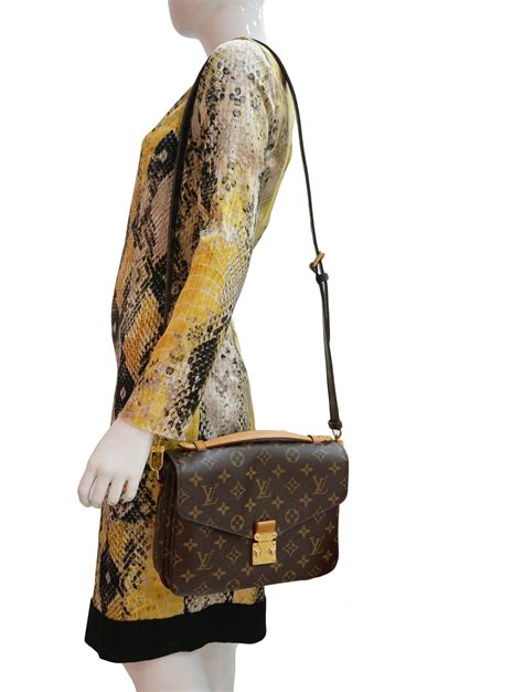 louis vuitton monogram canvas pochette métis bag|louis vuitton matisse.